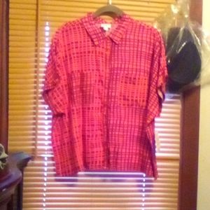 LulaRoe Amy shirt